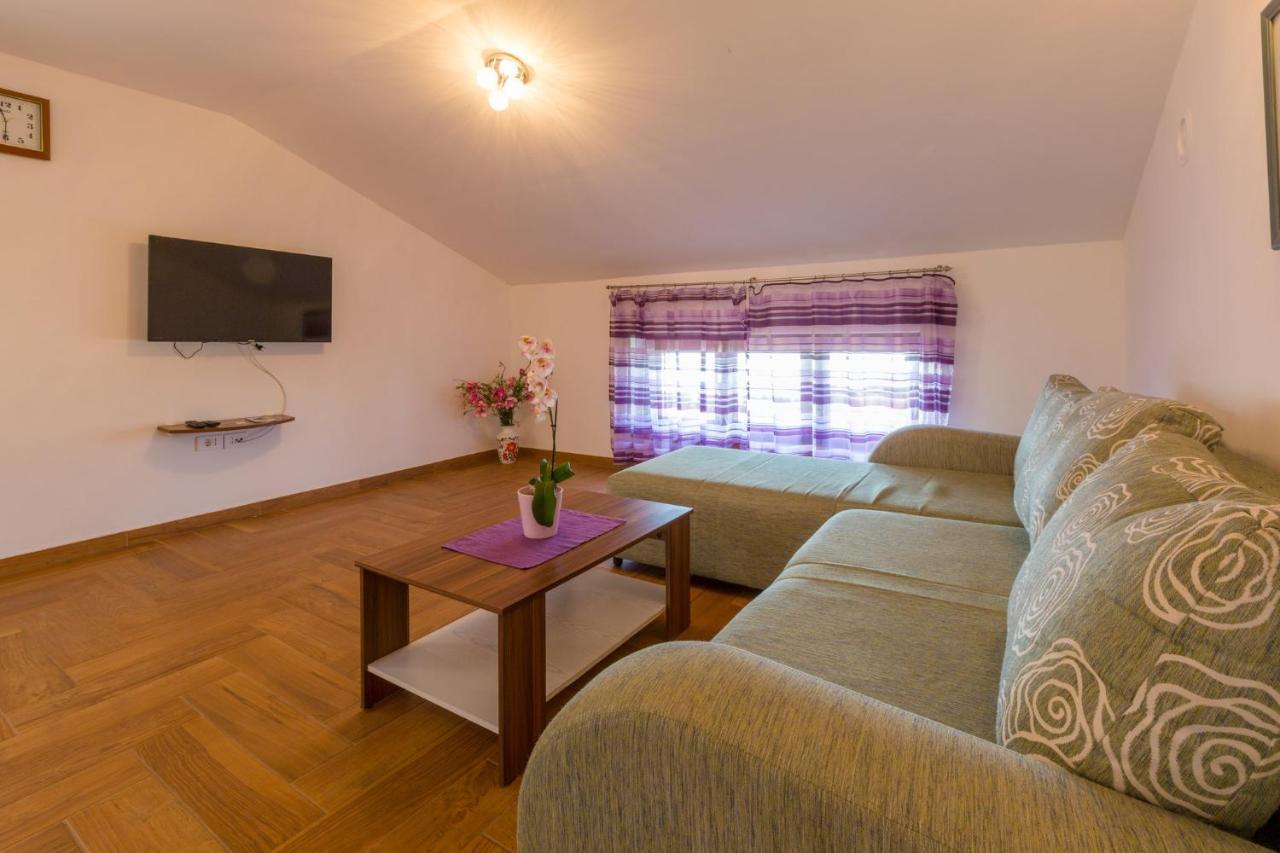 Apartament Jasminka Loncaric Crikvenica Zewnętrze zdjęcie