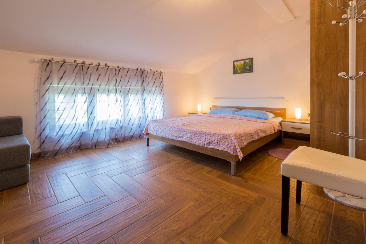 Apartament Jasminka Loncaric Crikvenica Zewnętrze zdjęcie