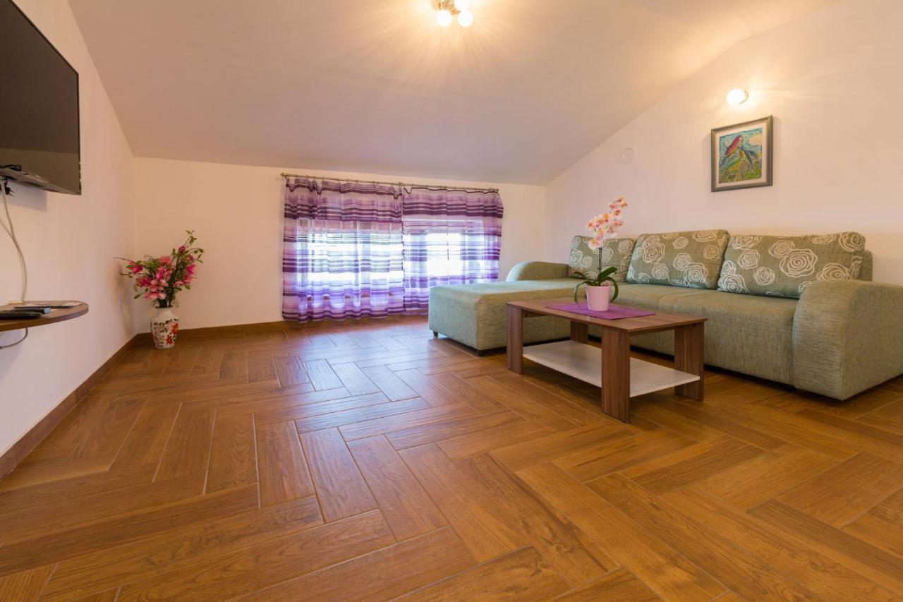 Apartament Jasminka Loncaric Crikvenica Zewnętrze zdjęcie